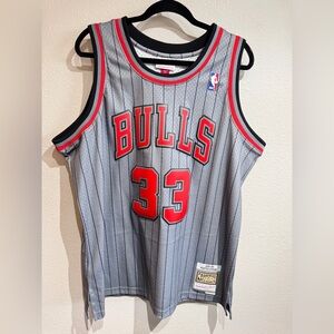 Mitchell & Ness Chicago Bulls Pippen Jersey